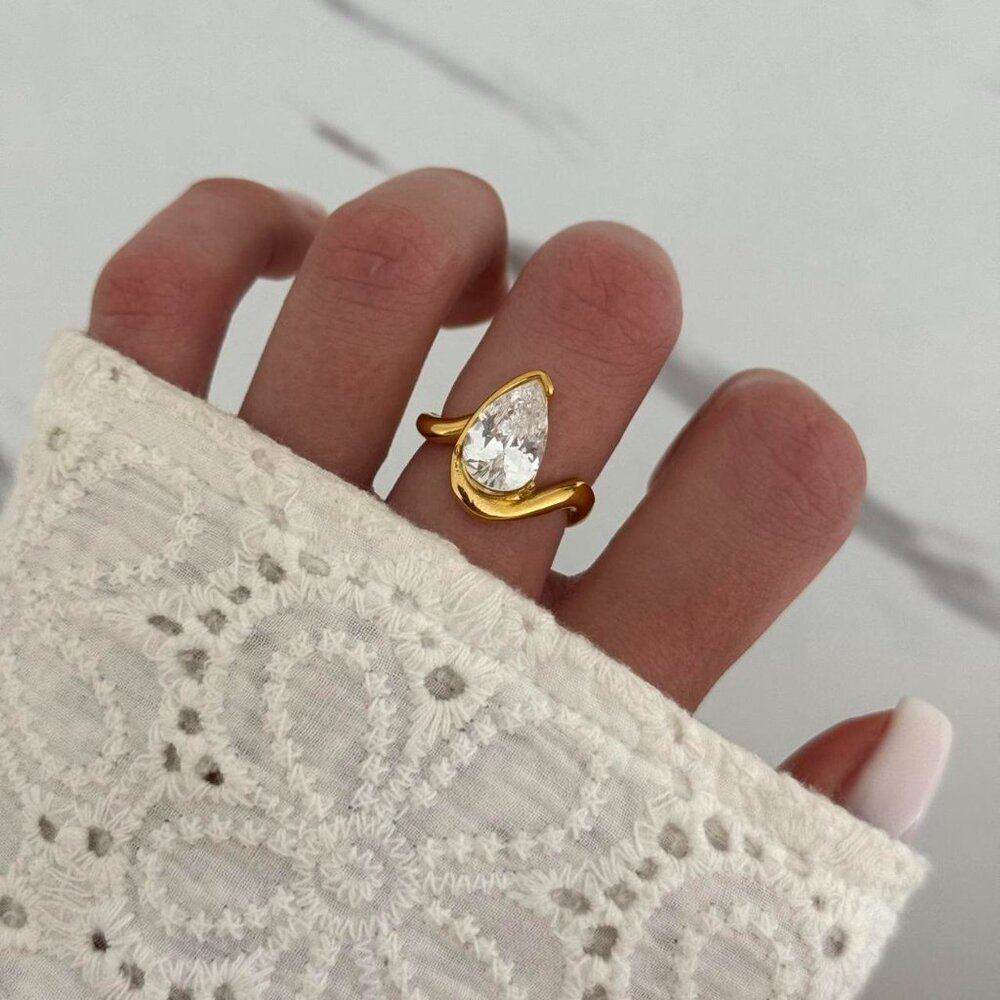 Sku0204 Gold White Diamond Gemstone Women Solitaire Fashion Ring Stainless steel